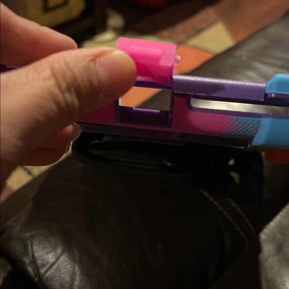 Ipad 5th/6th Generation multicolor Silicone and Hard Cover  9.7” - Picture 14 of 16